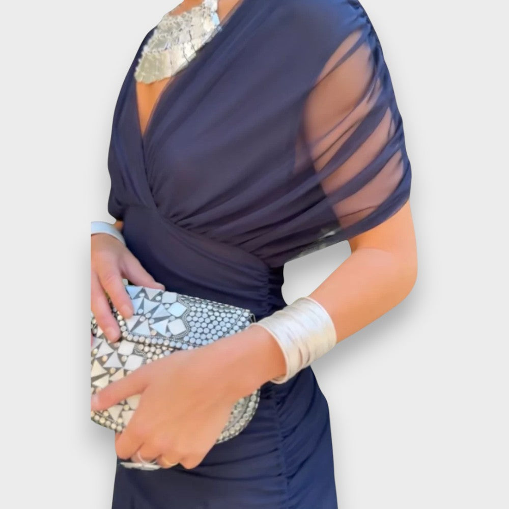 Μάλια | Κομψό Φόρεμα με V-Λαιμό