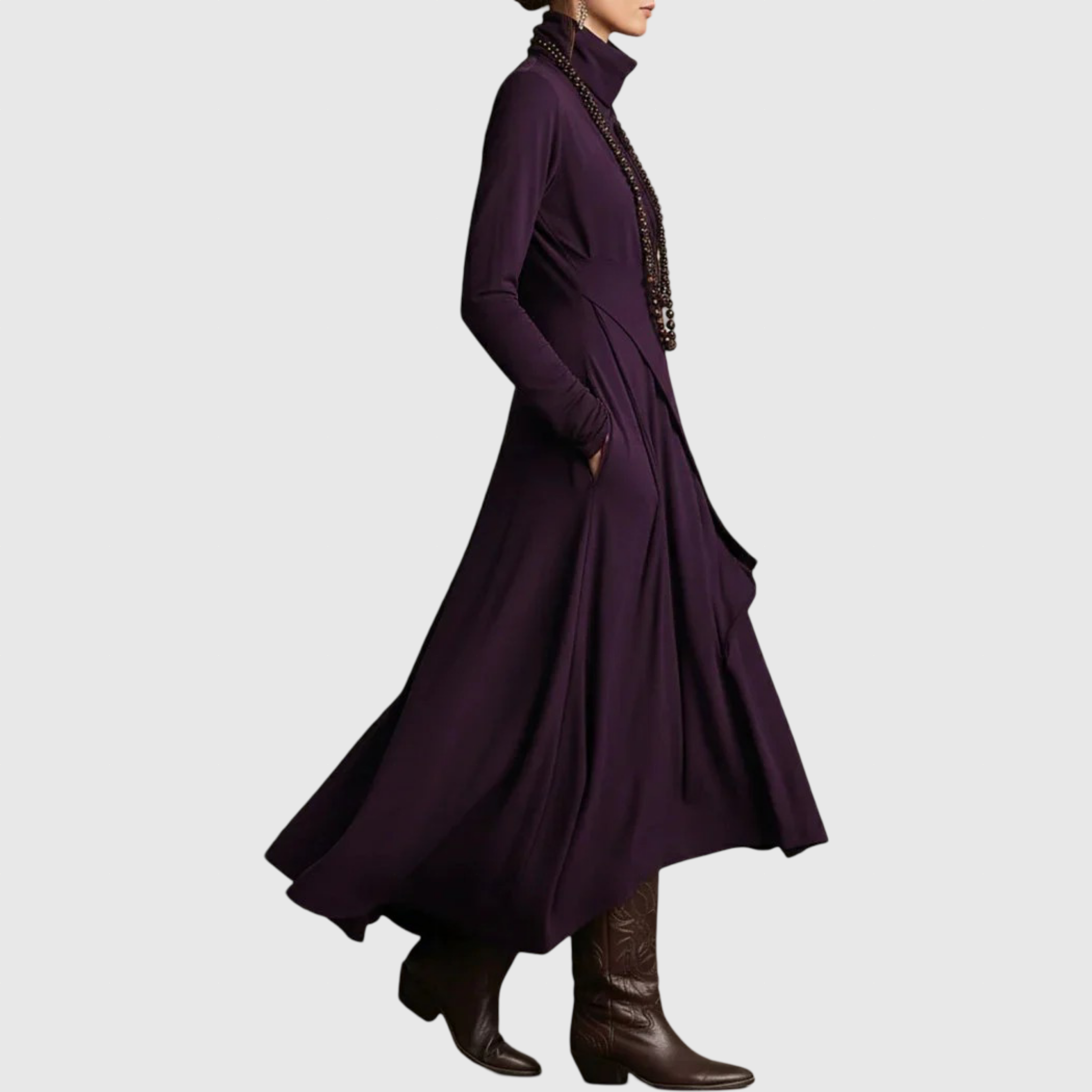 Sandra | Ασύμμετρο μακρύ πλισέ φόρεμα με ψηλό γιακά σε μοβ χρώμα