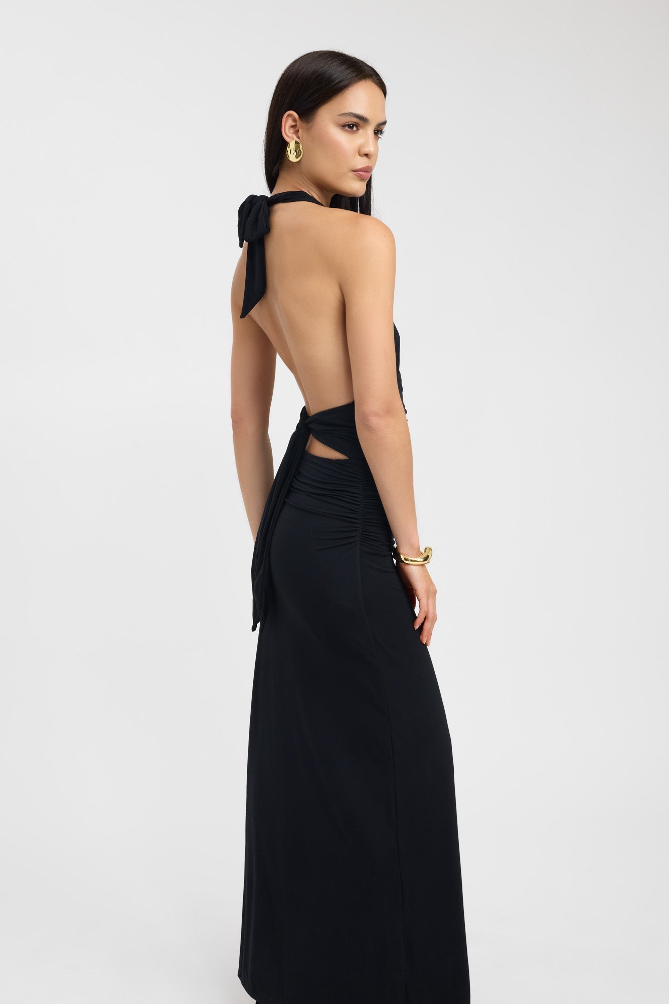 Lerato – Elegant Halter Neck Maxi Dress