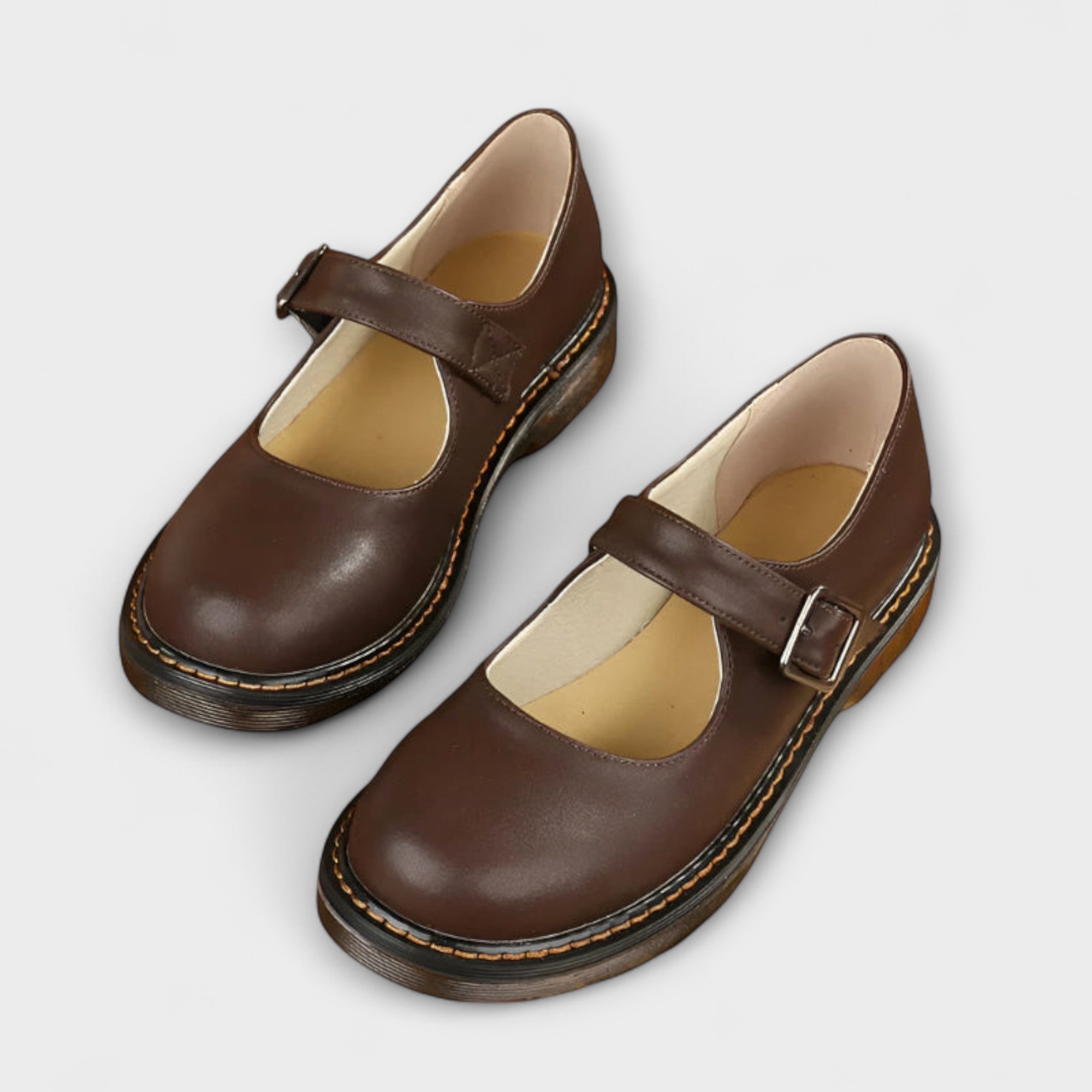 Women’s Vintage Mary Jane Shoes – Classic Leather Design with Strap
