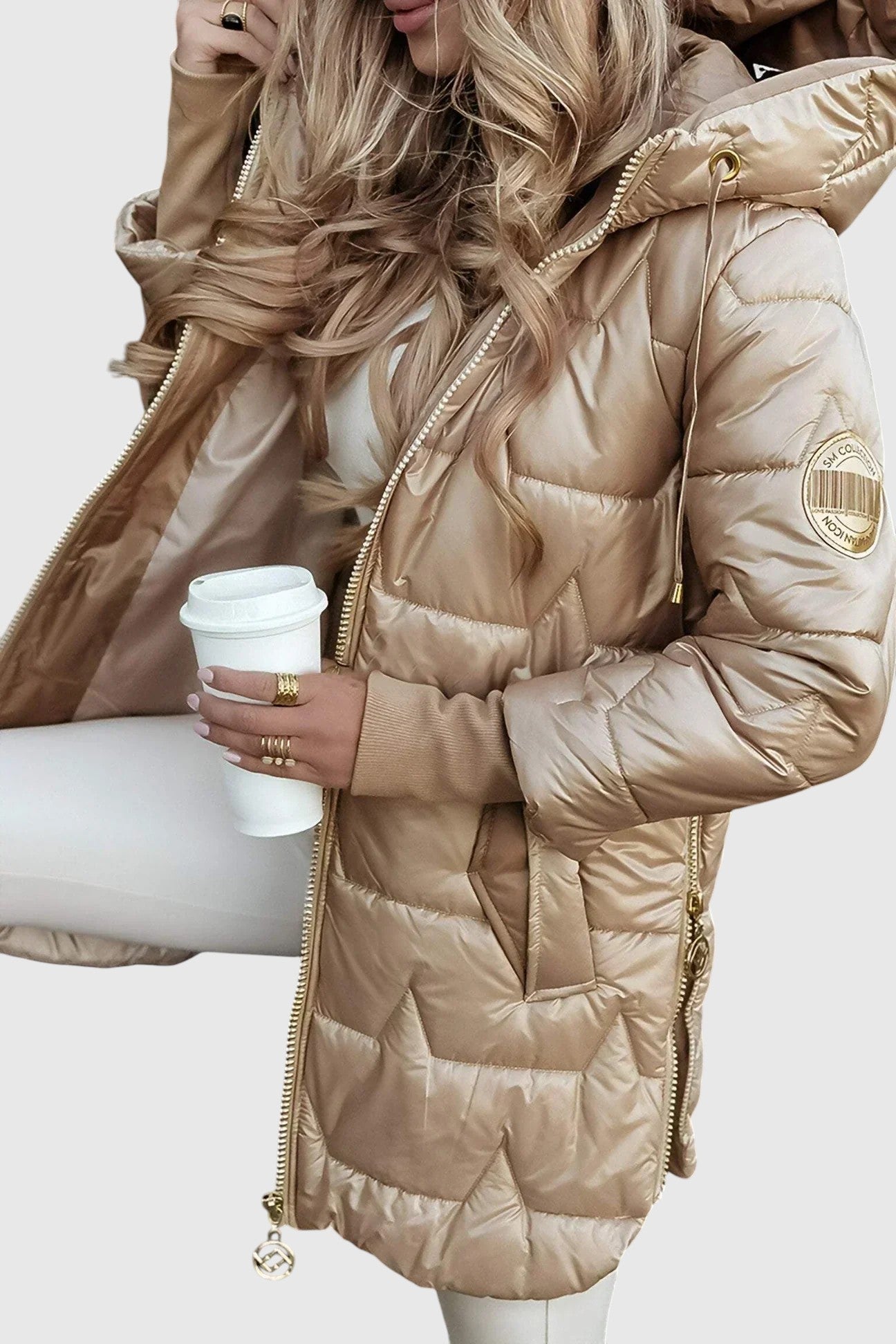 Νόλβεν – Κομψό γυναικείο παλτό με κουκούλα