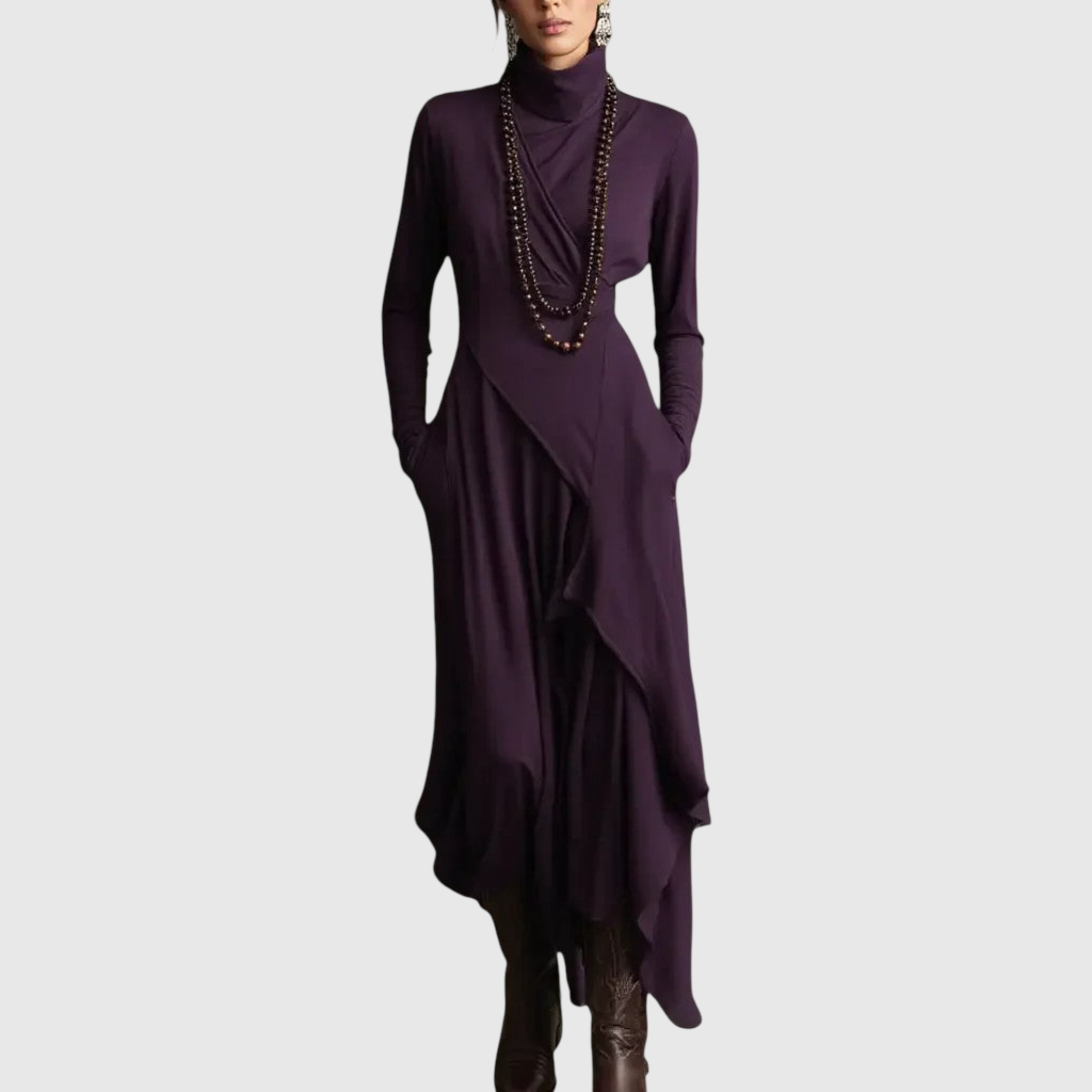 Sandra | Ασύμμετρο μακρύ πλισέ φόρεμα με ψηλό γιακά σε μοβ χρώμα